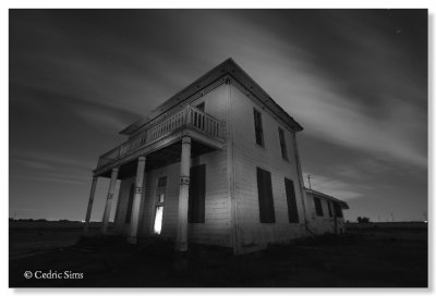 Light Painting at this Abandon House in Woodland, Ca.