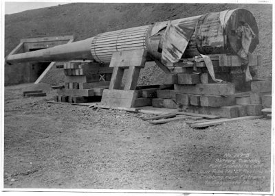 16-inch gun outside Townsley 1939.jpg