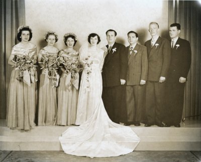 Doris Righetti & Bob Martini wedding party 1949