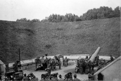 Btry McKinnon-Stotsenberg, Fort Winfield Scott. 12-inch mortars (GOGA)