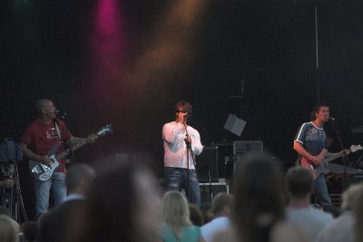 Sorry - don't know the band's name