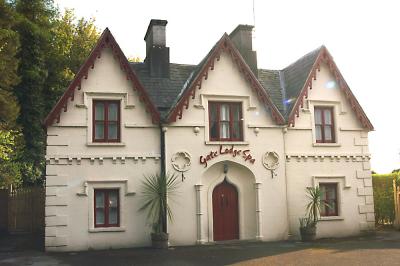 Gate Lodge  Kinnitty Castle