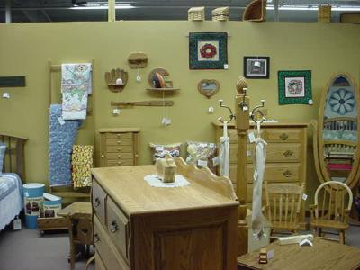 handmade Amishfurniture section