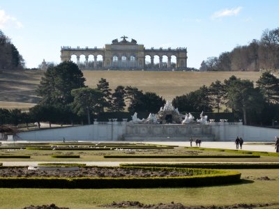 Schloss Schnbrunn. Gloriette y Neptunbrunnen