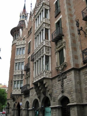 Casa Terrades (Casa de les Punxes)(Diagonal 416-420) Josep Puig i Cadafalch 1903-1905