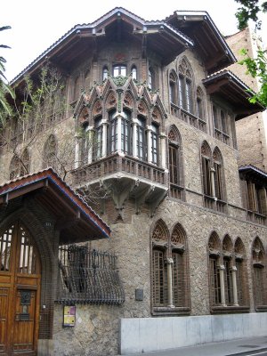 Casa Golferichs (Gran Via de les Cortes Catalanes, 491) Joan Rubi i Bellver 1901