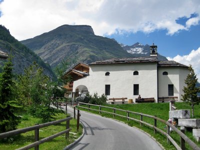 Zermatt. Chapel in Winkelmatten