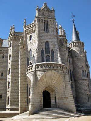 Astorga. Palacio Episcopal (Antoni Gaud)