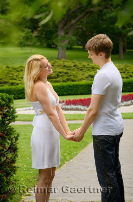 273 Couple in Park 5.jpg