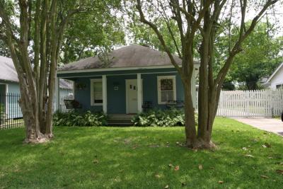 Phil's almost new house