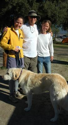 Pea, Babes & their Dog- Thu Hikers 2005