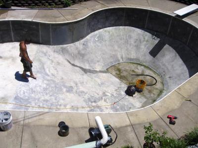 Changing Liners - Pool at the Backyard