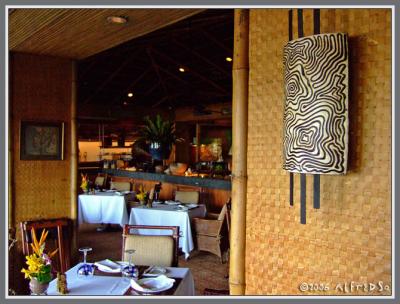 0300  Trader Vic's 05