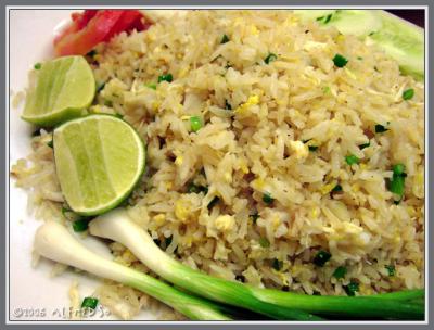 1110  Fried Rice with Crab Meat