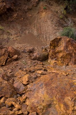 geology-field-trip-23.jpg Black Smoker