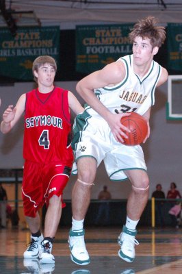 2007-12-28_021 Jaguars vs Seymour Thunder.jpg