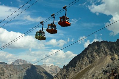 the cable car to the glacier Meije