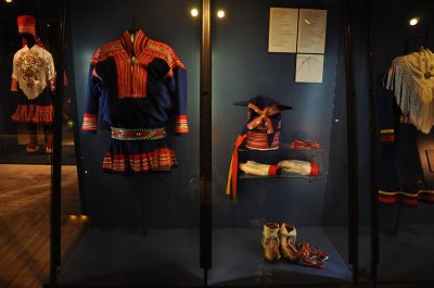 Sami costumes,  Arktikum, Rovaniemi - 6908