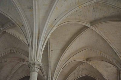 Colonne, Rfectoire de l'abbaye de Royaumont - 0766