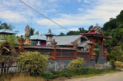 Balinese temple in Saluopa - 4279