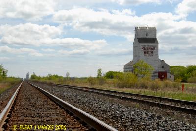 g4/48/623048/3/60039248.WaldronSK1May2006.jpg