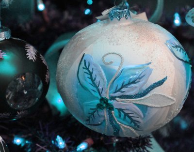 Lovely light-blue Christmas tree bulb