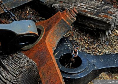 Steel on Steel — chain holds them! Garibaldi.