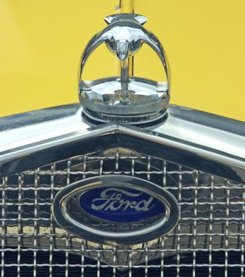 Ornament  1933 Ford