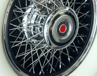 Wire Wheel  1937 Packard