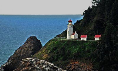 Heceta Lighthouse; south of Newport Bay