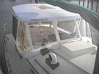 ANNIE  30C  w. Genco hardtop from deck