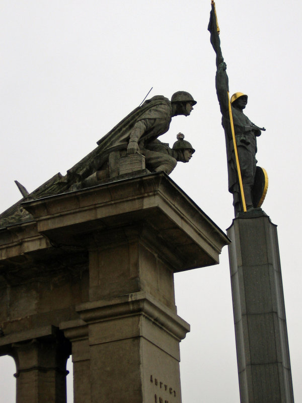 soviet war memorial wien ( austria)
