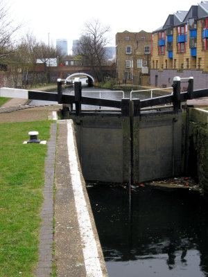 mile end lock