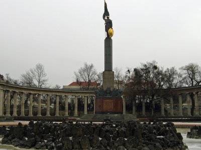soviet war memorial wien ( austria)