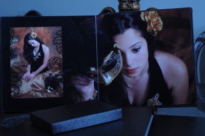 Cameo coffee table .