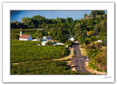 The Hamlet of Maryhill Washington and the surrounding landmarks.