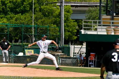 20040529_UM_Baseball_007-1.jpg