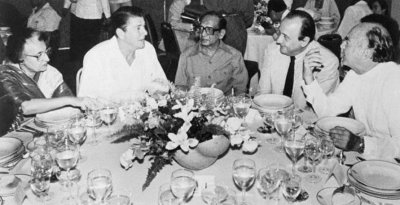 Indira Gandi, Ronald  Reagan, Omar Torrijos, Francoise  Miterrand y Jose Lopez Portillo
