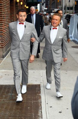 Pee-Wee Herman e Regis Philbin