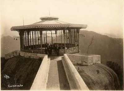El Corcovado en Río, antes de la construcción del Cristo