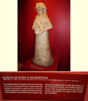 Estatua de Diosa o Sacerdotisa