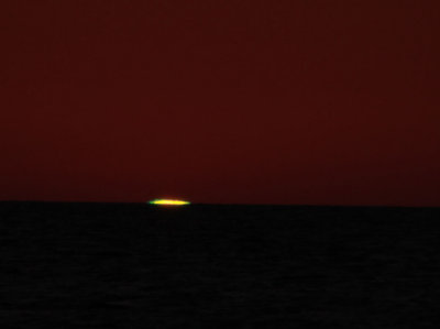 sunsetgreenglow2801.jpg