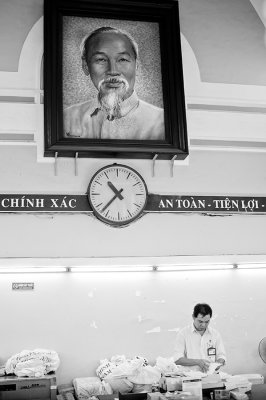 Ho Chi Minh in the Post Office