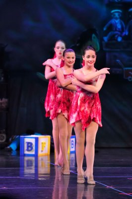 Danielle's Recital 6-25-11 0283.JPG