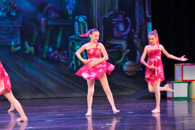 Danielle's Recital 6-25-11 0327.JPG