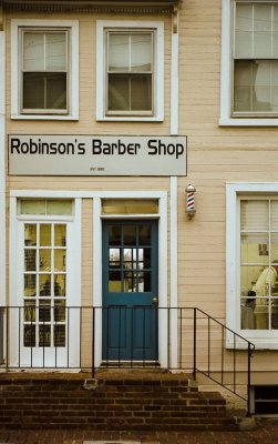 Robinson's Barber Shop, Leesburg
