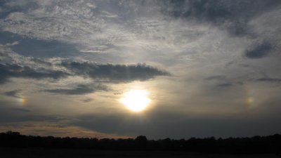 halo  gauche et droite du soleil