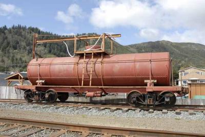Tank car.