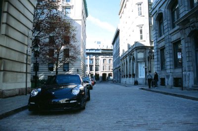 A very quiet Sunday morning in the Old Montreal
