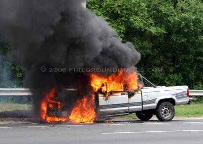  Route 8 Vehicle Fire (Trumbull, CT) 6/5/06